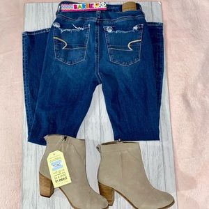 SOLD✨ American Eagle THE DREAM JEAN High-Rise Jegging ✨